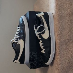 🔥Nike Blazer Low Size 12